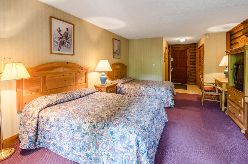 בון Highland Hills Motel & Cabins מראה חיצוני תמונה